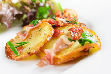 Bratkartoffeln mit Speck