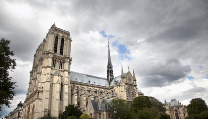 Fototapeta na wymiar view of Notre Damme