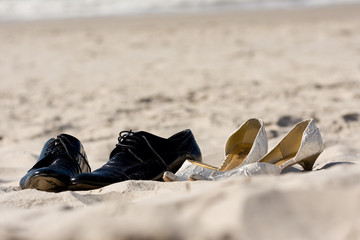 Buty na plaży