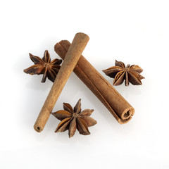 Sternanis, Illicium verum, Zimtstangen, Zimt