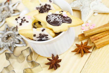 Weihnachtsplätzchen selber backen