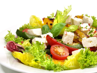 Salat mit Feta-Käse