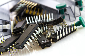 binary logic ICs spilled out of bushings at low yellow flash