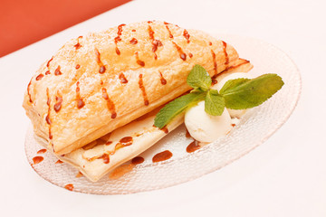 apple strudel