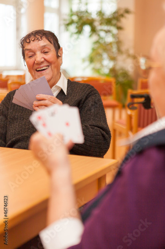 damen spielen damen spielen