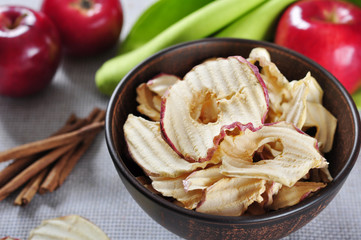 Dried apples chips