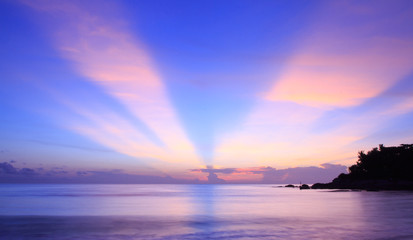 Naklejka premium Beauty and majestic sunrise on Samui island,Thailand