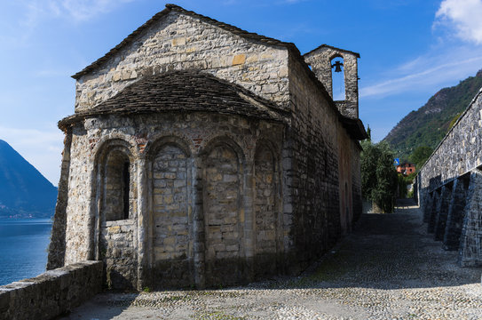 San Giacomo church - Lake Como