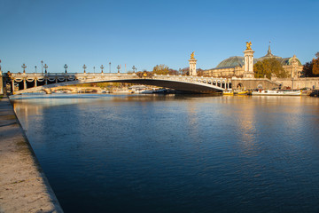 Fototapeta na wymiar La Seine Paryż