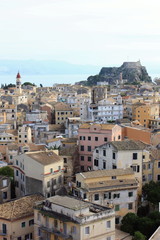 Obraz premium town buildings churches streets and castle on the island of Corfu in Greece 