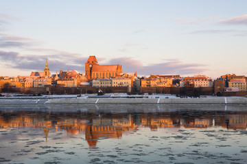 Winter panorama of Torun © her_aro