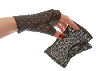 Перчатки, митенки на женской руке.