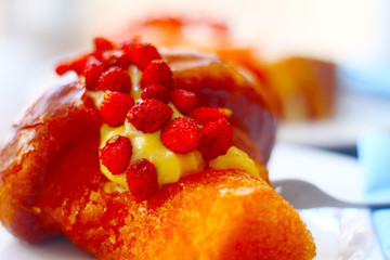 Cake with strawberries