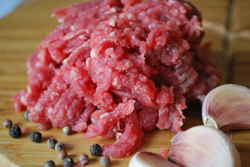 VIANDE DE BOEUF HACHEE CRUE