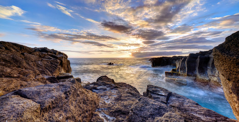 Gouffre de l'Etang-Sal&eacute; au cr&eacute;puscule - La R&eacute;union