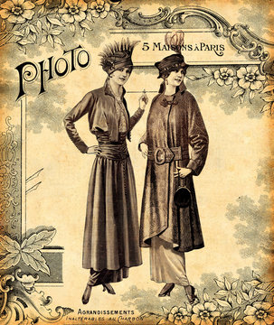 Deux femmes &agrave; la mode