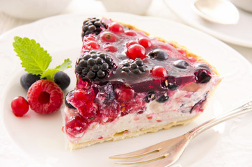 Tarte mit  frischen Beeren