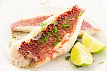 Seebarbenfilet