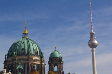 Berlin, Fernsehturm and Dom © maartenhoek