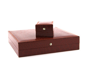 Leather box for necklace and ring