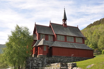Fototapeta na wymiar Nowy kościół obok Borgund stavkirke, Norwegia