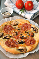 Salamipizza