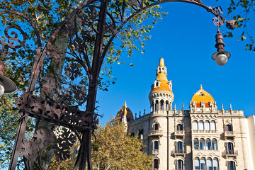 Naklejka premium Famous Modernist Streetlamp in Barcelona, Catalonia