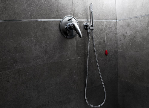 Shower handle and head dark
