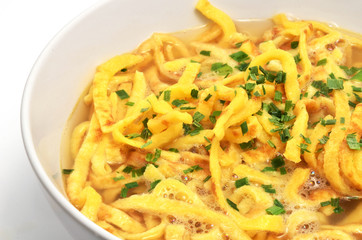 Pfannkuchensuppe