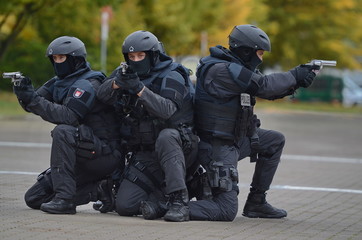 MEK SEK Sondereinheit Spezialeinheit Polizei Hamburg 