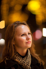 Fototapeta premium Girl at night city