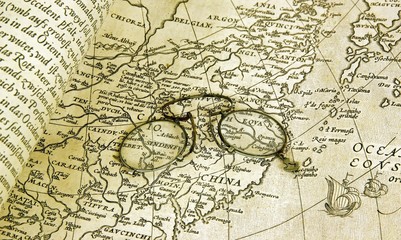 besicle, lorgnette sur carte du 17 ème siècle