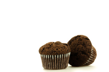 Zwei Schokoladenmuffins