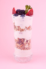granola with yogurt and fruits