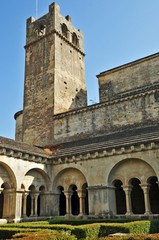Fototapeta na wymiar Vaison la Romaine, Haut Vaucluse - Prowansja, Katedra