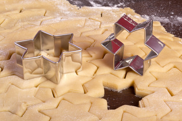 Teig und Ausstechformen