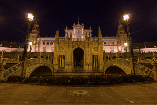 Spanish Square