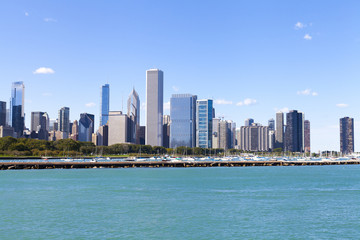 Fototapeta na wymiar Chicago Z Błękitne Niebo