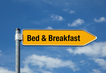 Pfeil mit blauem Himmel BED & BREAKFAST