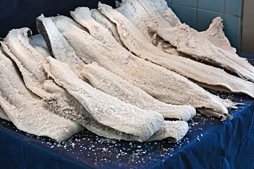 Küchenrückwand glas motiv dried salted cod © ermess