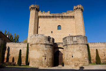 Naklejka premium Castle of Sajazarra, La Rioja, Spain