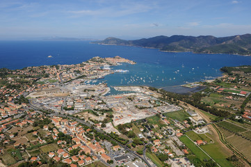 Naklejka premium Isola d'Elba-Portoferraio harbour