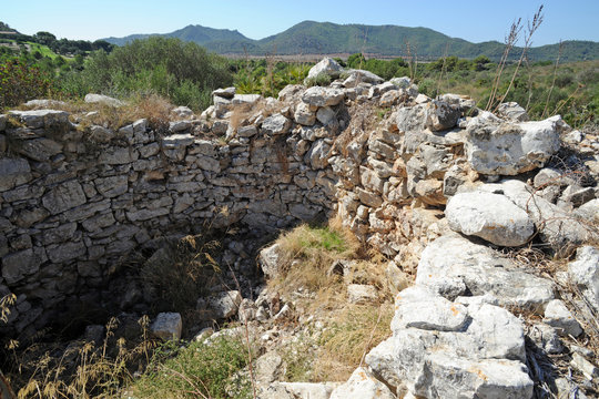 Le village talayotique du Clapier des G&eacute;ants ( Claper des Gigant