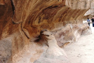 Petra - L'acquedotto nel Siq