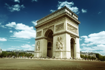 Fototapeta na wymiar Arc de Triumph, Paris