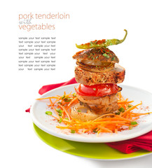 Pork tenderloin with fried vegetables and carrot salad © Marina Grau