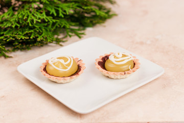 Mini lemon tarts