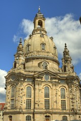 Fototapeta na wymiar Drezno, Niemcy - Frauenkirche, miasto, kultura