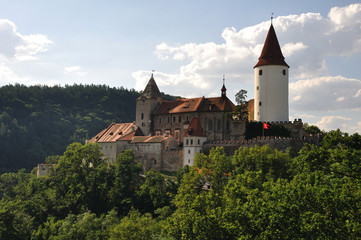 Fototapeta na wymiar Zamek na wzgórzu