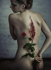 Fototapete Rund Suffering woman © konradbak